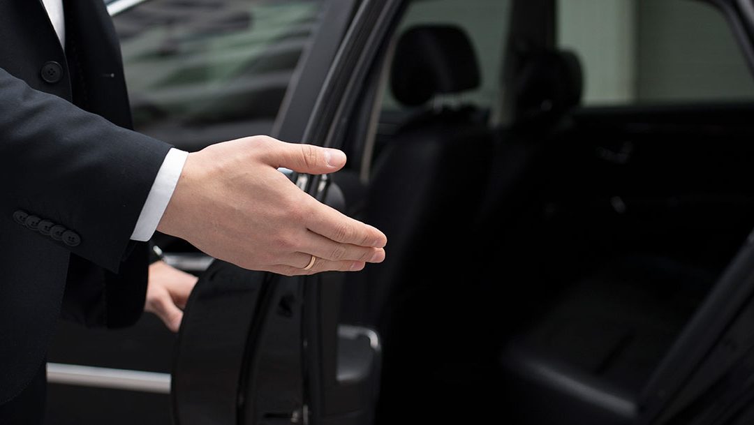 Voyager en toute sérénité avec un chauffeur privé à Paris