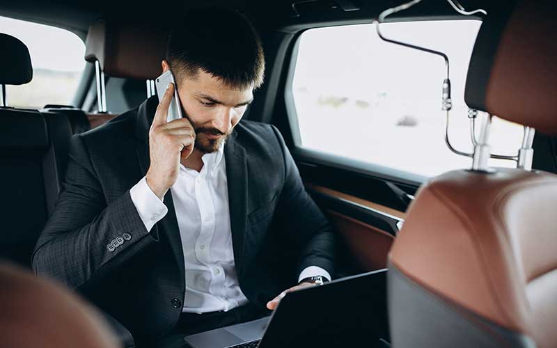 Déplacements professionnels à Paris : Optez pour l’excellence avec R Drop VTC